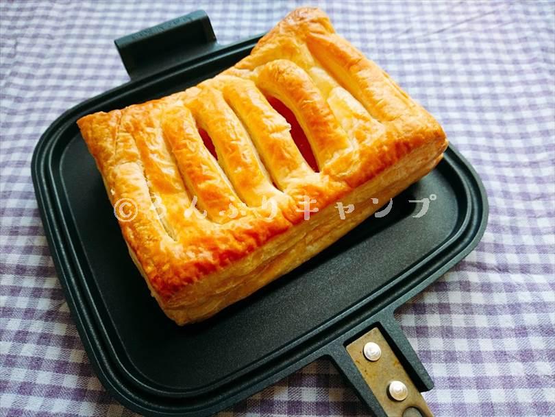 ホットサンドメーカーで焼く前のアップルパイ