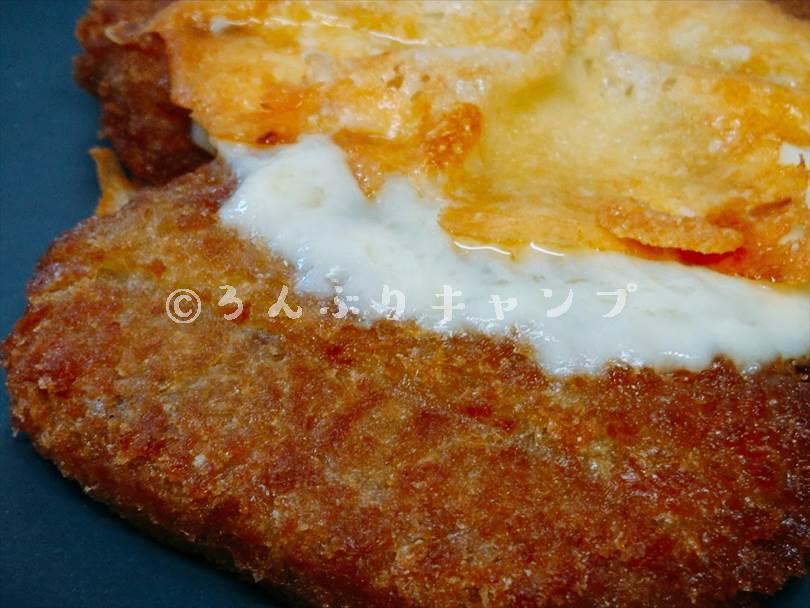 ホットサンドメーカーで焼いた後のコロッケ