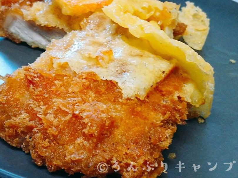 ホットサンドメーカーで焼いた後のとんかつととろけるチーズ