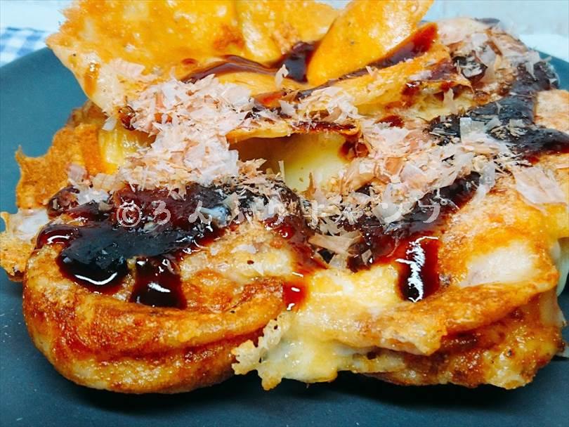 ホットサンドメーカーで焼いた後のセブンイレブンの冷凍たこ焼き