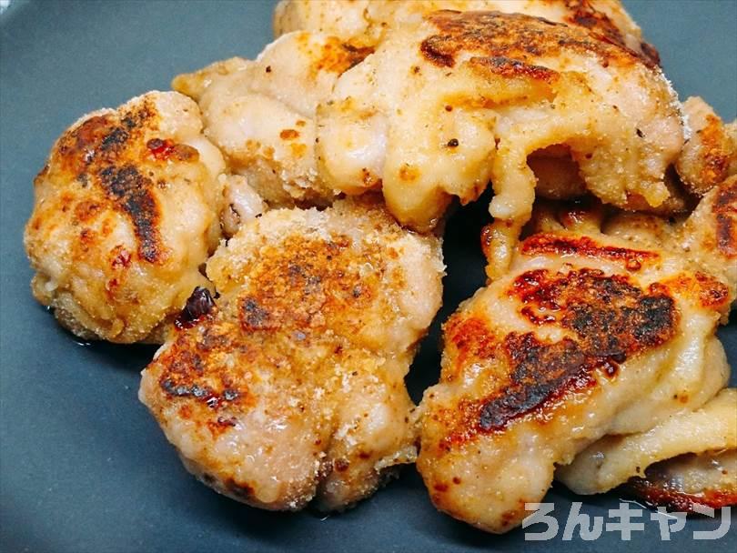 ホットサンドメーカーで焼いた鶏の唐揚げ（パン以外も焼ける人気レシピ）