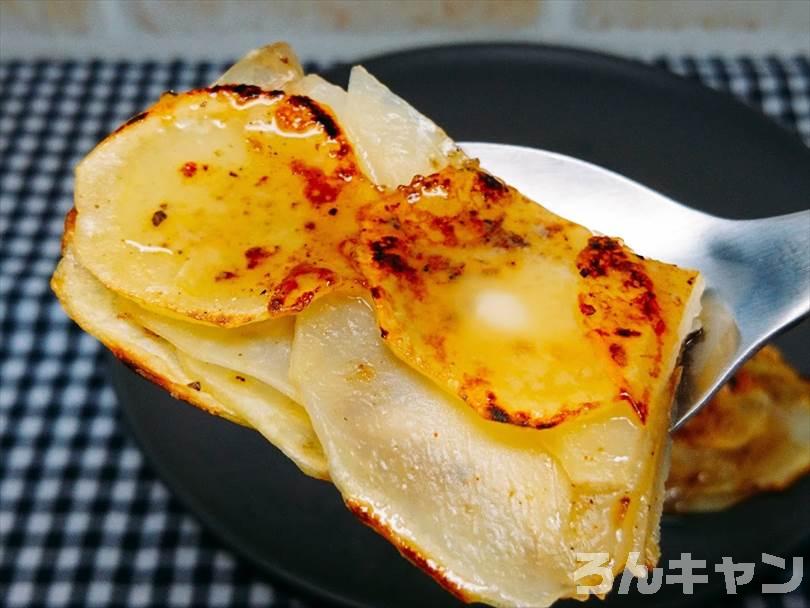 ホットサンドメーカーで焼いたじゃがバターはビールのつまみにもご飯のおかずにもピッタリ