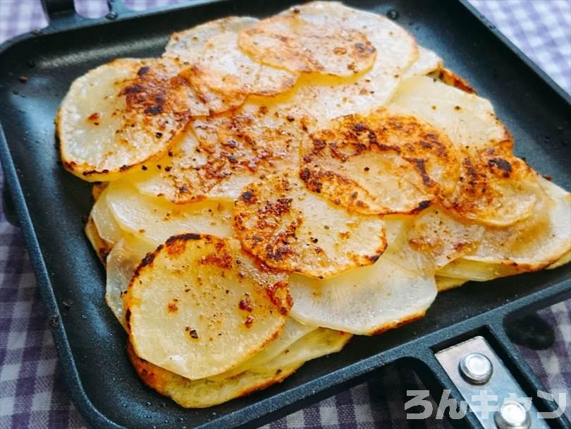 ホットサンドメーカーで焼いた後のじゃがバター