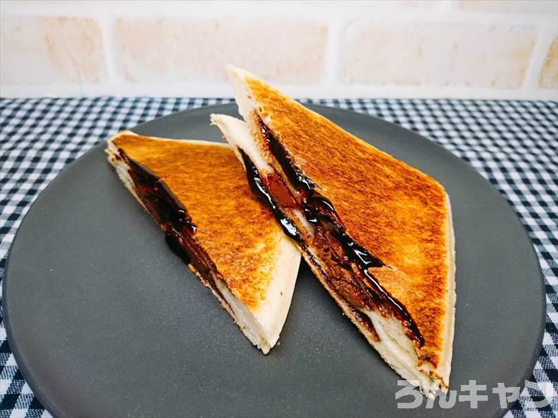 ホットサンドメーカーでチョコレートのランチパックを重ね焼き(ミニチョコ2個を追加ではさんだアレンジレシピ)