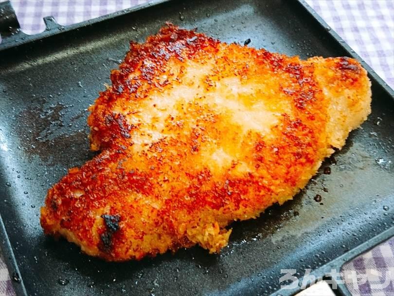 ホットサンドメーカーで焼いたとんかつ