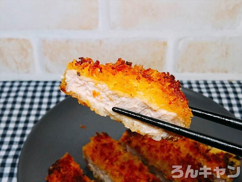 ホットサンドメーカーで焼いたとんかつをそのまま食べる