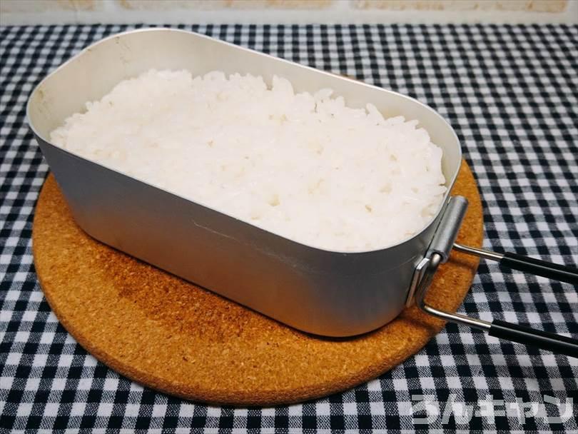 おうちキャンプでST-310でメスティン炊飯をしてカレーを食べる