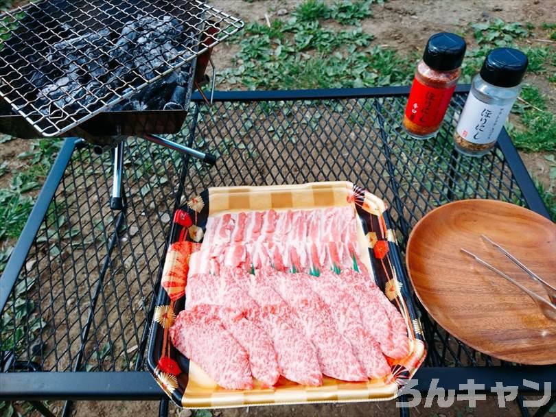 ユニフレームのファイアグリルsoloで焼き肉バーベキューを楽しむ
