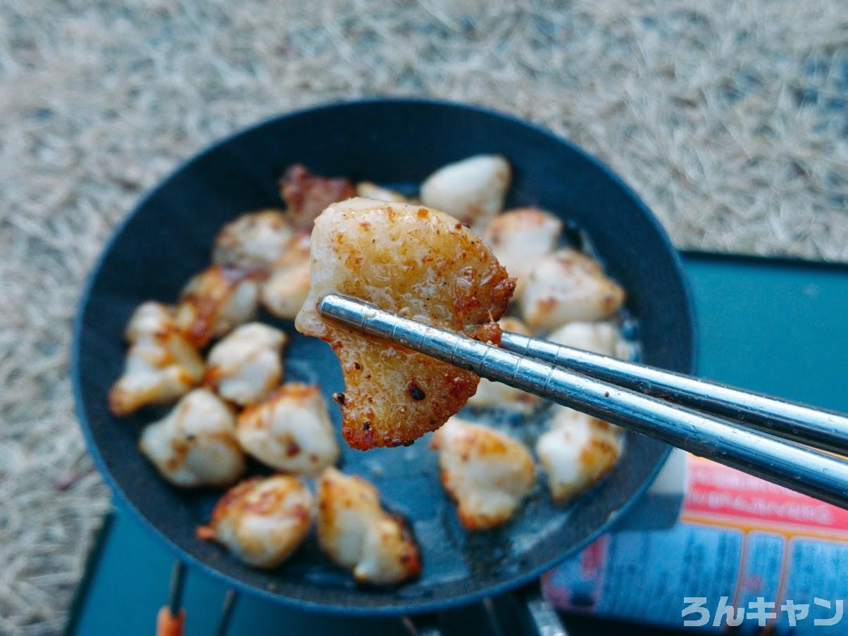 キャンプでマキシマムぼんじりを焼く