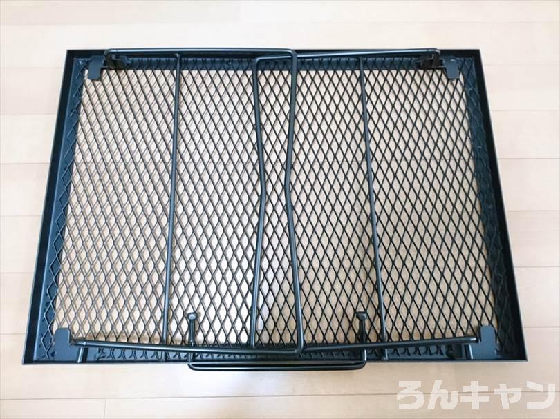 YOLER メッシュテーブルは頑丈でカッコいい|キャンプ初心者におすすめの焚き火テーブル