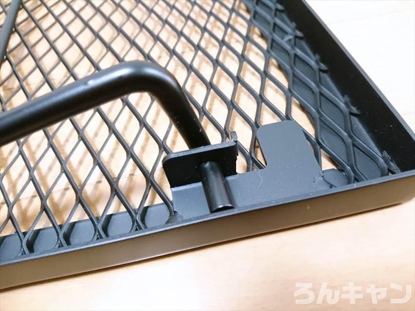 YOLER メッシュテーブルは頑丈でカッコいい|キャンプ初心者におすすめの焚き火テーブル
