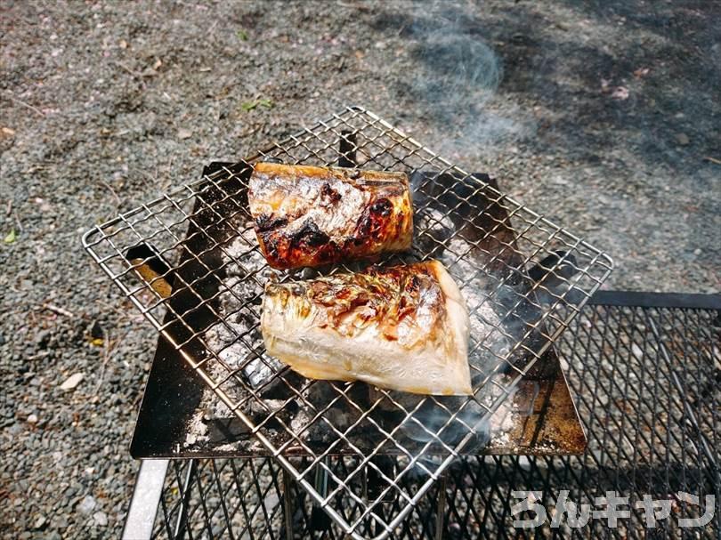 【100均】ダイソーの炭でバーベキュー|火おこし器&火消し壷はキッチングッズを代用して賢く節約