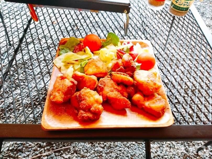【簡単】キャンプで唐揚げを美味しく作る|揚げたてを冷えたビールと一緒に!