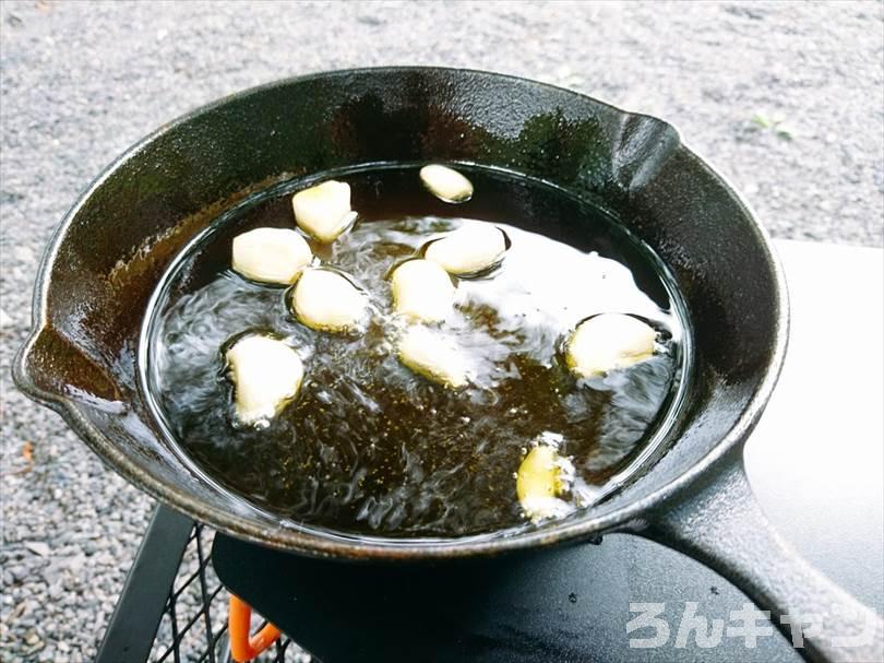 【簡単キャンプ飯】冷凍食品を使ったおすすめレシピまとめ｜時短・楽チンで超美味しい