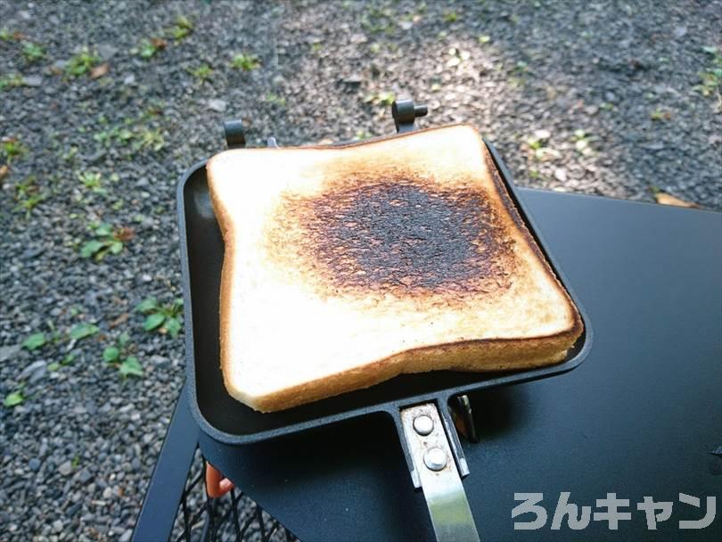【焦げにくい】ユニフレームのバーナーパッド|シングルバーナーの火力を「とろ火」に変える