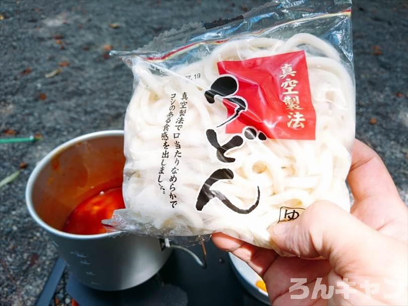 【簡単キャンプ飯】無印良品のトムヤムクンが本格的な味わいで美味しい（けど辛い…）