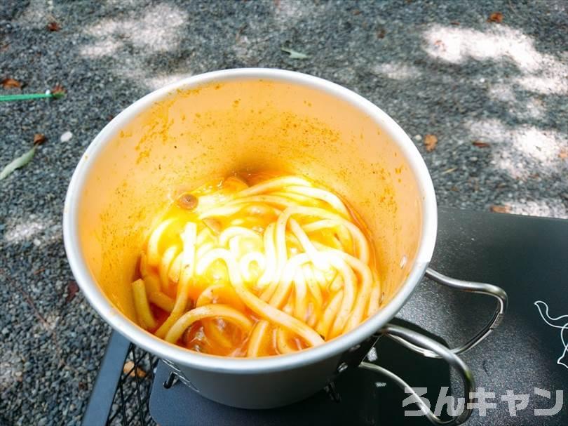 【簡単キャンプ飯】無印良品のトムヤムクンが本格的な味わいで美味しい（けど辛い…）