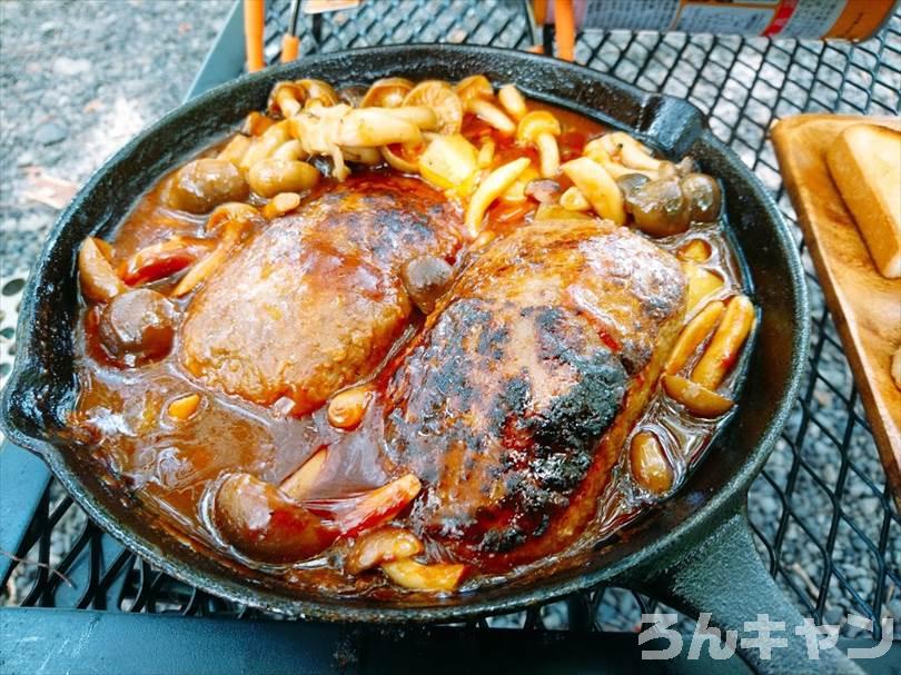 【ワンパン料理】フライパンひとつで作れる簡単キャンプ飯まとめ｜ビールのおつまみにもピッタリ！