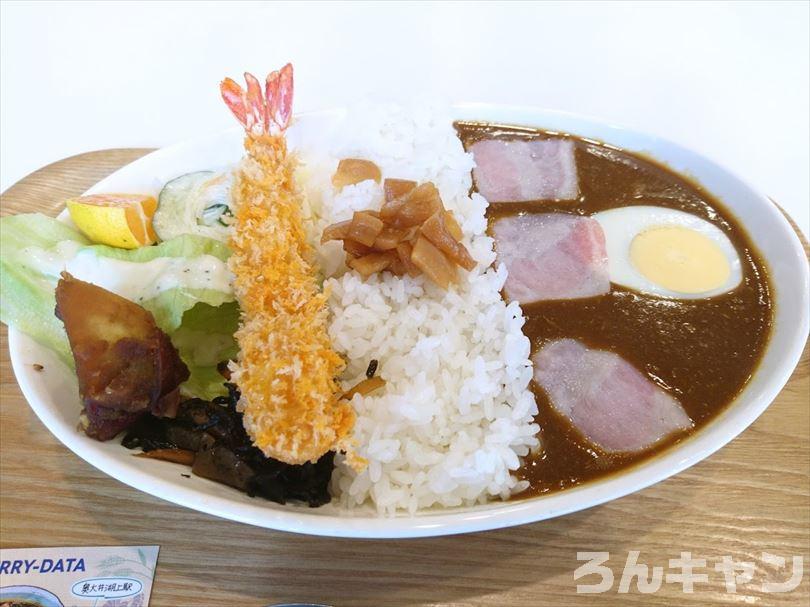 ゆるキャン△で登場した千頭駅前にある『cafeうえまる』の長島ダムカレー