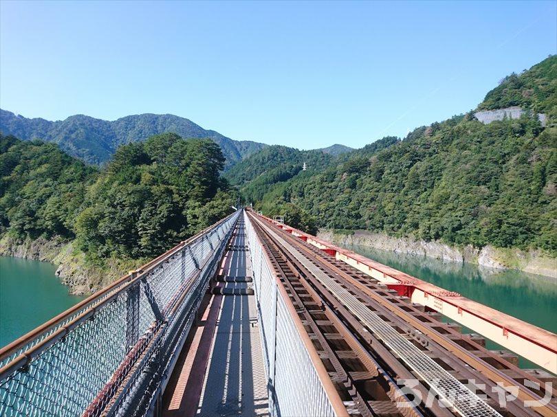 【ゆるキャン△聖地巡礼】奥大井湖上駅「本当にすごい所に駅があるんだなぁ」（11巻・第60話）