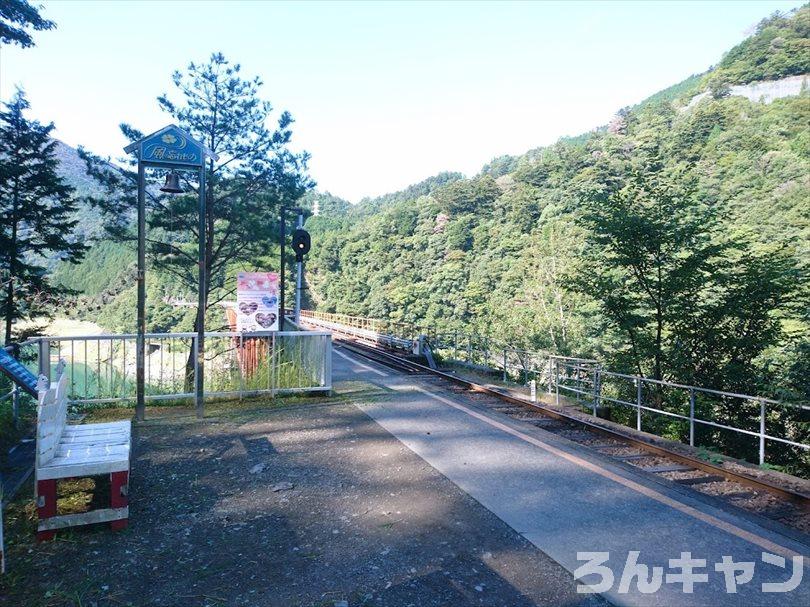 【ゆるキャン△聖地巡礼】奥大井湖上駅「本当にすごい所に駅があるんだなぁ」（11巻・第60話）