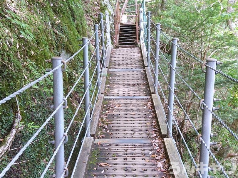 【ゆるキャン△聖地巡礼】夢のつり橋・寸又峡温泉「ほぉおー川の色きれーっ」（11巻・62話）