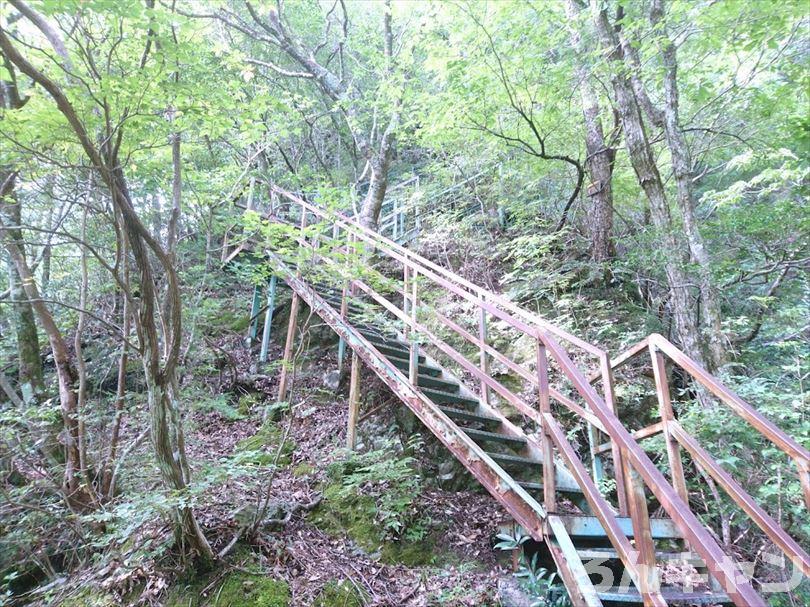 【ゆるキャン△聖地巡礼】夢のつり橋・寸又峡温泉「ほぉおー川の色きれーっ」（11巻・62話）