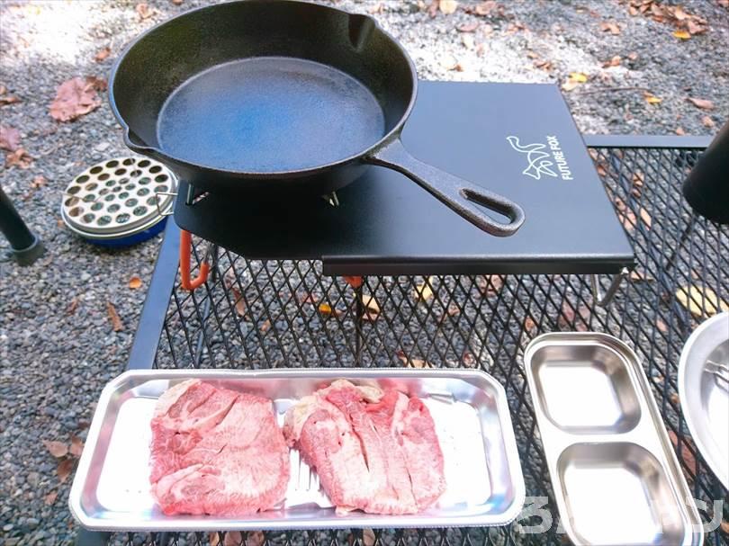 【簡単キャンプ飯】牛肉（ビーフ）を使ったレシピまとめ｜美味しい料理で笑顔になる