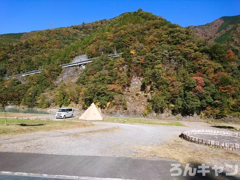 【ゆるキャン△聖地巡礼】アプトいちしろキャンプ場「薪準備よーし！」（11巻・第60～61話）｜実際の雰囲気をブログでご紹介