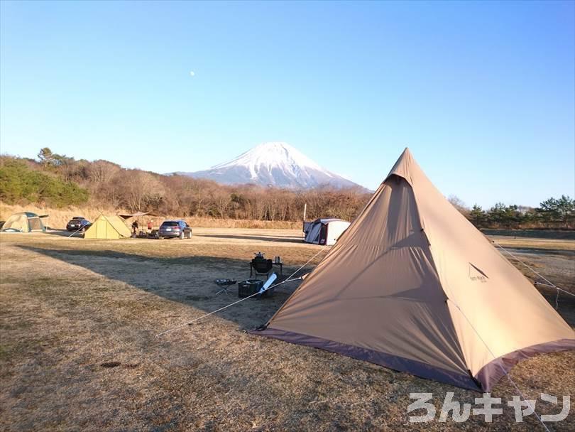 【簡単】サーカスTC DXのスカートが浮くときの対策｜ペグで端と中央をすべて固定する