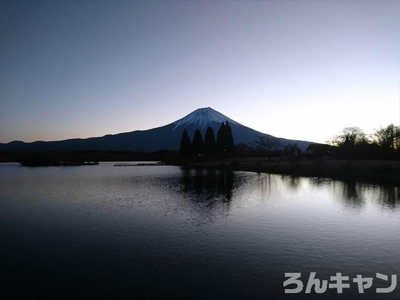 【冬の湖畔】田貫湖キャンプ場から見える絶景の富士山｜A・Bサイトの雰囲気をブログでご紹介