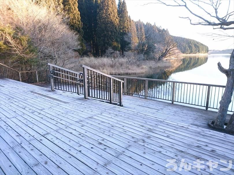 【冬の湖畔】田貫湖キャンプ場から見える絶景の富士山｜A・Bサイトの雰囲気をブログでご紹介