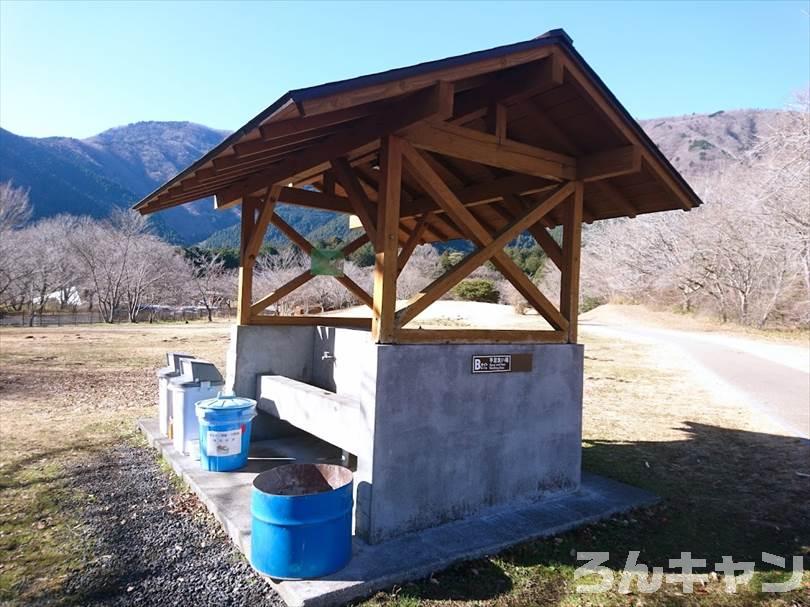 【冬の湖畔】田貫湖キャンプ場から見える絶景の富士山｜A・Bサイトの雰囲気をブログでご紹介