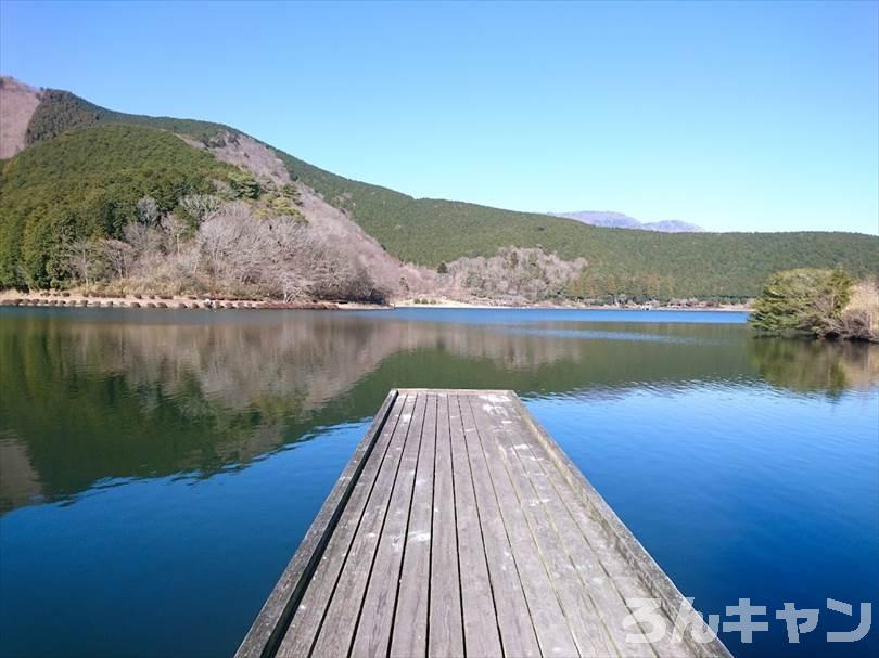 【冬の湖畔】田貫湖キャンプ場から見える絶景の富士山｜A・Bサイトの雰囲気をブログでご紹介