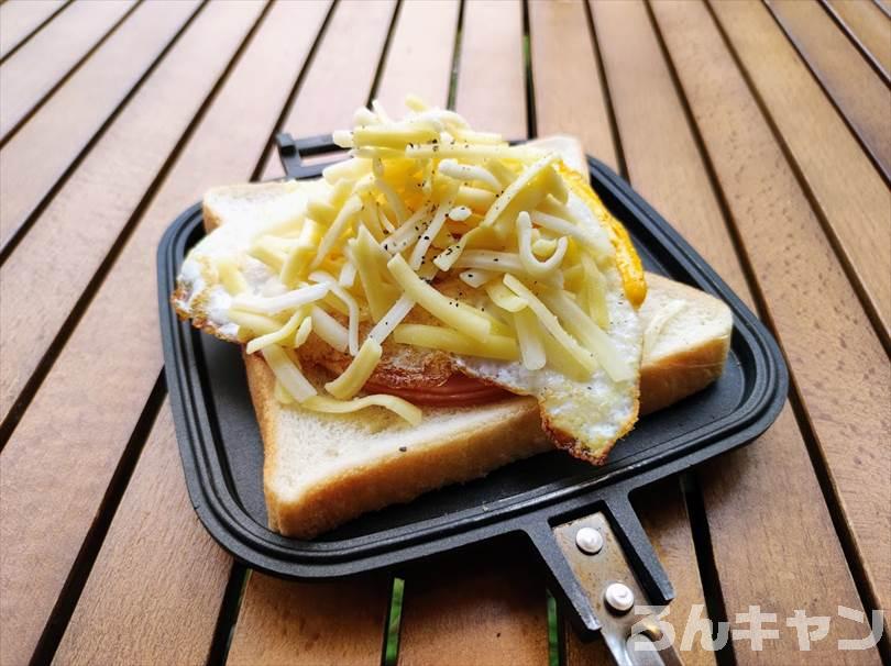 【簡単キャンプ飯】トマトを使ったレシピまとめ｜美味しい料理で笑顔になる