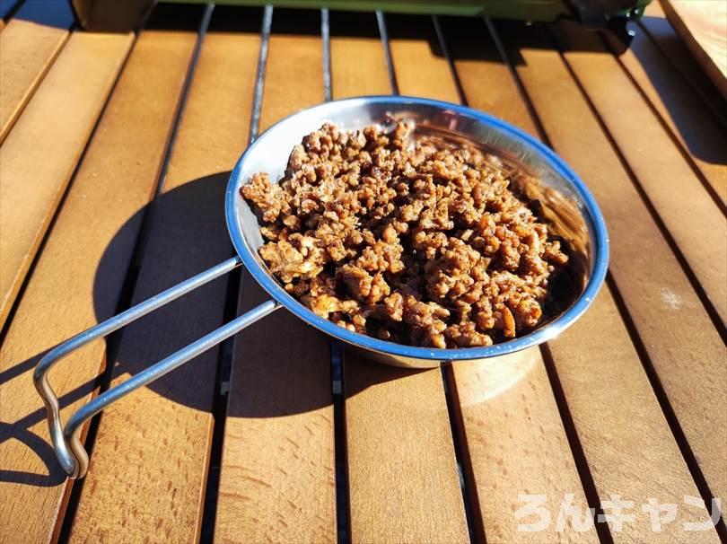 【簡単キャンプ飯】ひき肉を使ったレシピまとめ｜美味しい料理で笑顔になる