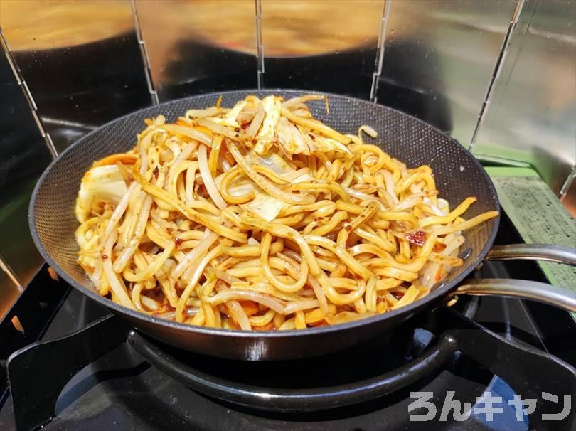 【ワンパン料理】フライパンひとつで作れる簡単キャンプ飯まとめ｜ビールのおつまみにもピッタリ