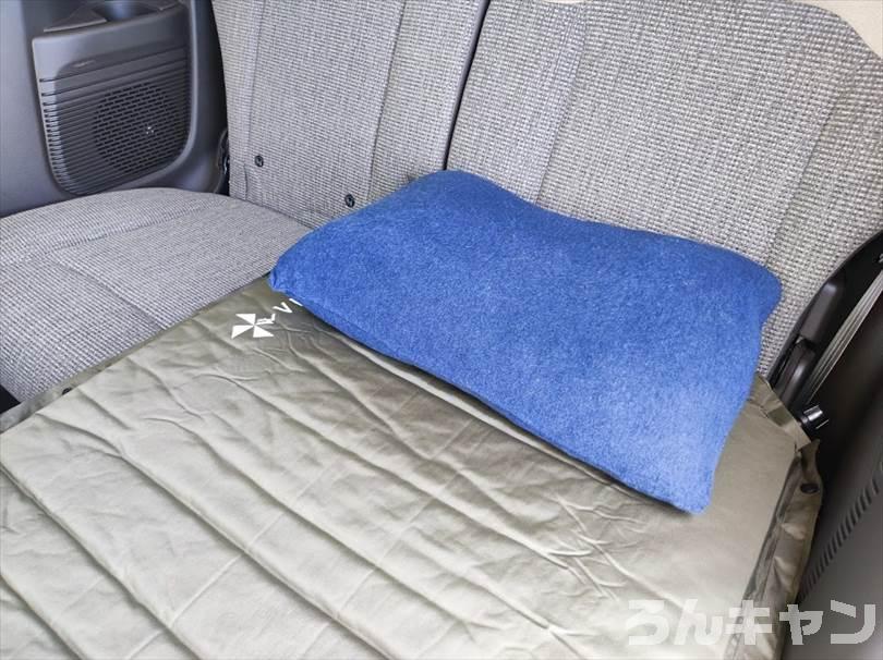 【軽自動車キャンプ】N-BOXで車中泊｜マットを敷いて隙間対策をすれば快適な寝心地