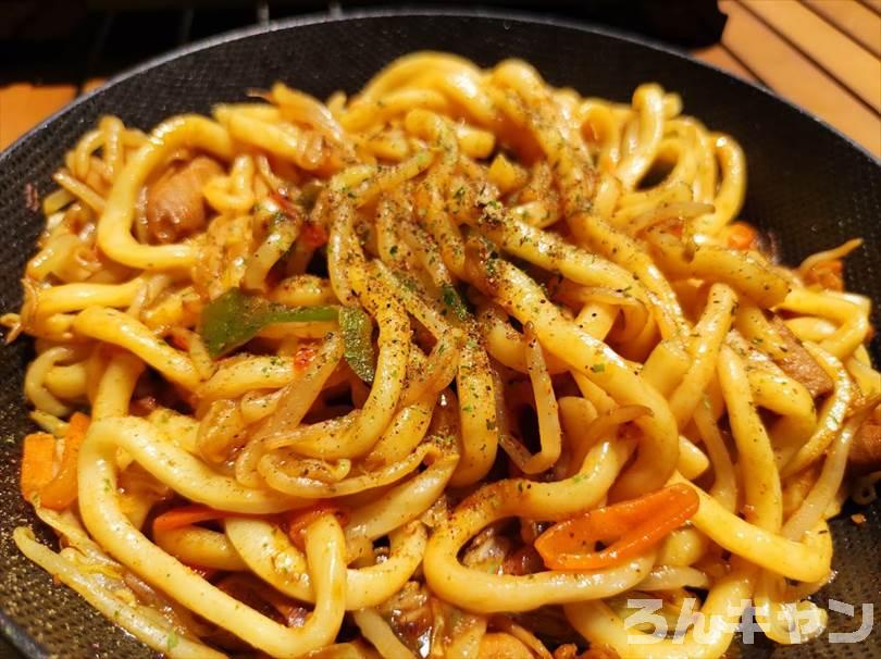 【簡単・絶品】キャンプにおすすめの麺類・麺料理まとめ｜人気レシピをご紹介