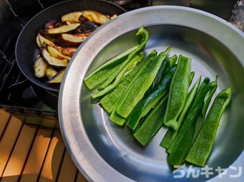 【キャンプで使える万能調味料】S&Bみじん切りねぎ・しょうが・にんにくミックスが便利