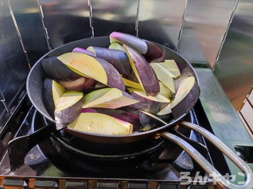 【簡単・絶品】キャンプにおすすめの中華料理メニューまとめ｜焼き立て熱々が美味しい