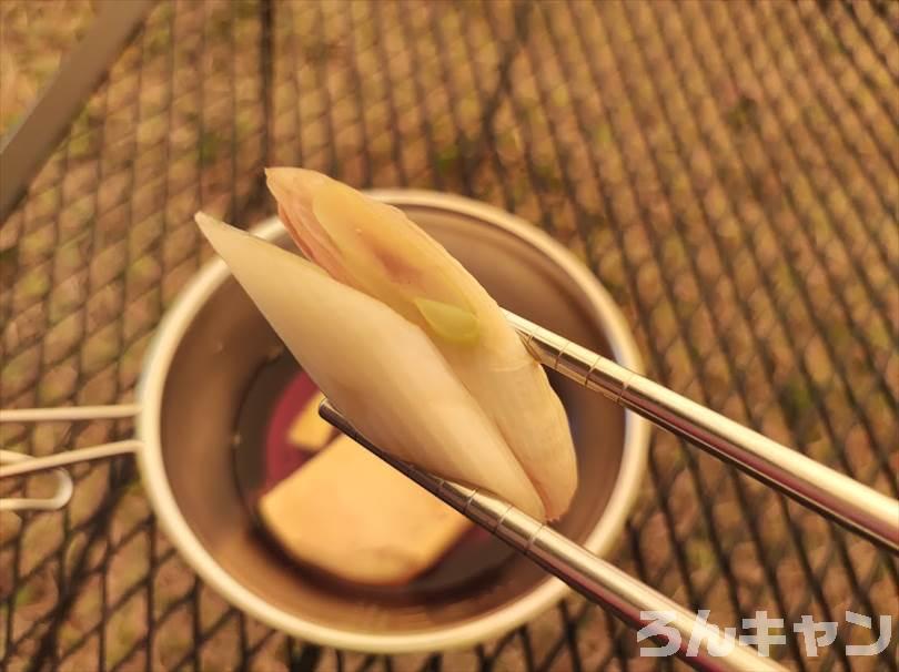 【簡単キャンプ飯】薪ストーブ料理のおすすめレシピまとめ｜熱々で美味しい